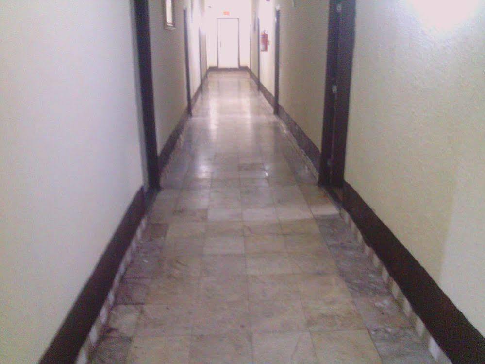 Tiffany Hotel And Towers Imogwu-Agwa Екстериор снимка